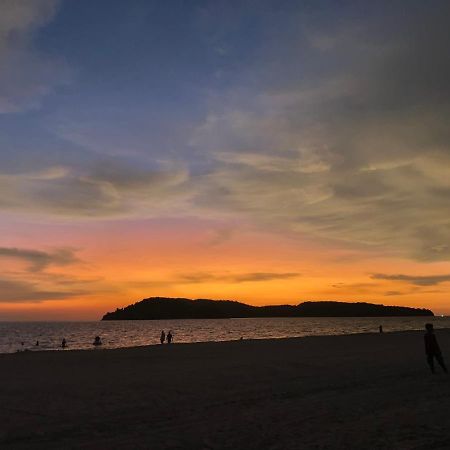 Rembulan Langkawi Guesthouse Pantai Cenang  Exteriör bild