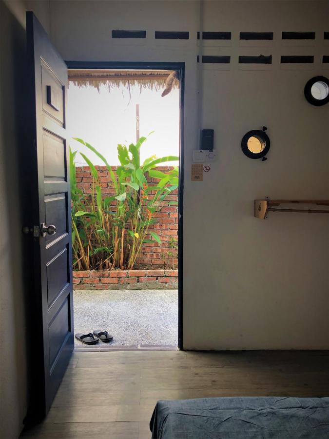 Rembulan Langkawi Guesthouse Pantai Cenang  Exteriör bild