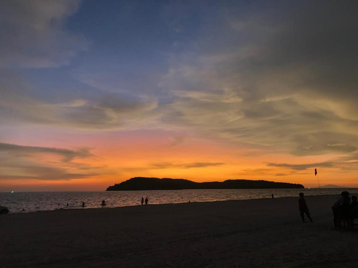 Rembulan Langkawi Guesthouse Pantai Cenang  Exteriör bild